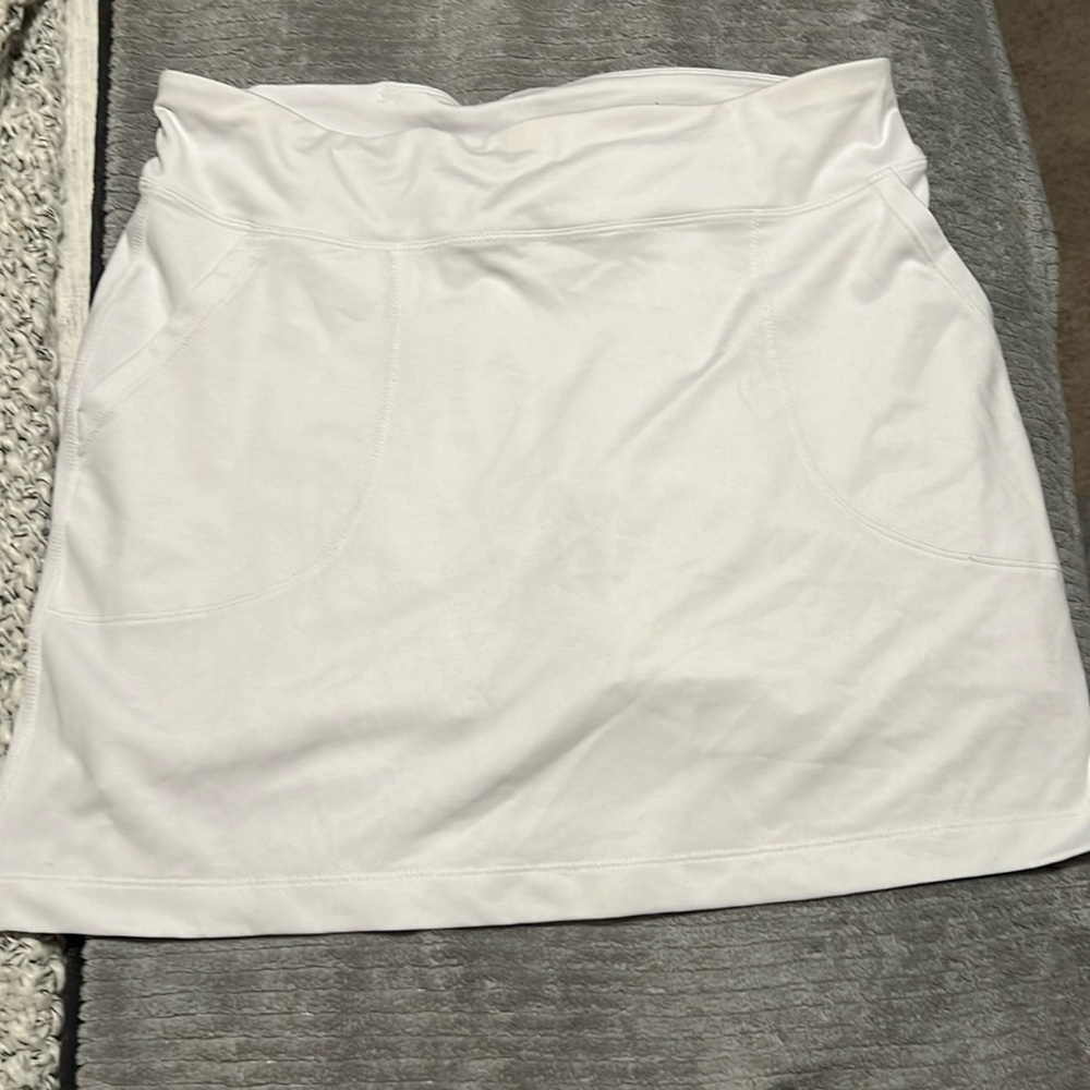 Maggie Lane White golf skort